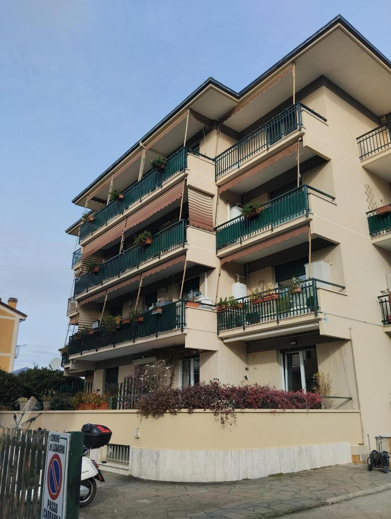 Appartamento Con Posto Auto Lavagna Exterior photo